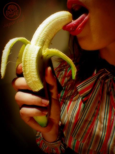 Девушки И Банан Фото Бесплатно