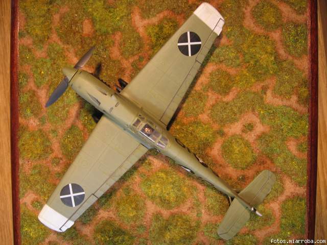 MAQUETA 1:72 AVION HE51 B-1 Y BF109E-3 LEGION CONDOR HASEGAWA