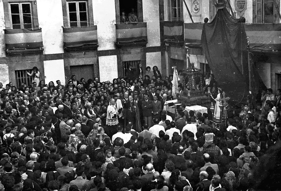 Ceremonia Y Rúbrica De La Iglesia Española - Procesiones De Reliquias ...