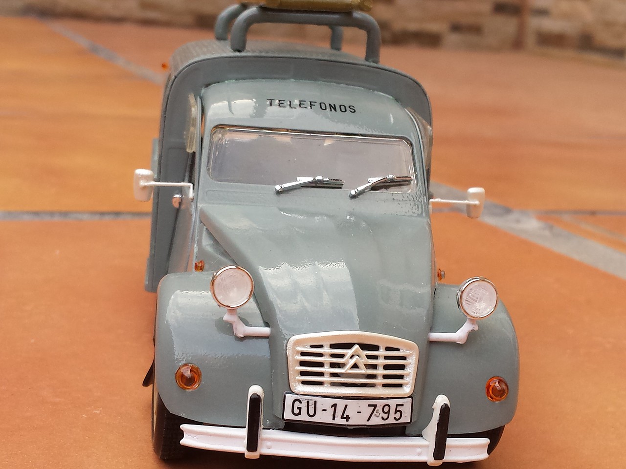 REVELL 2CV Citroën 1/24 Tuto Build PART 1 