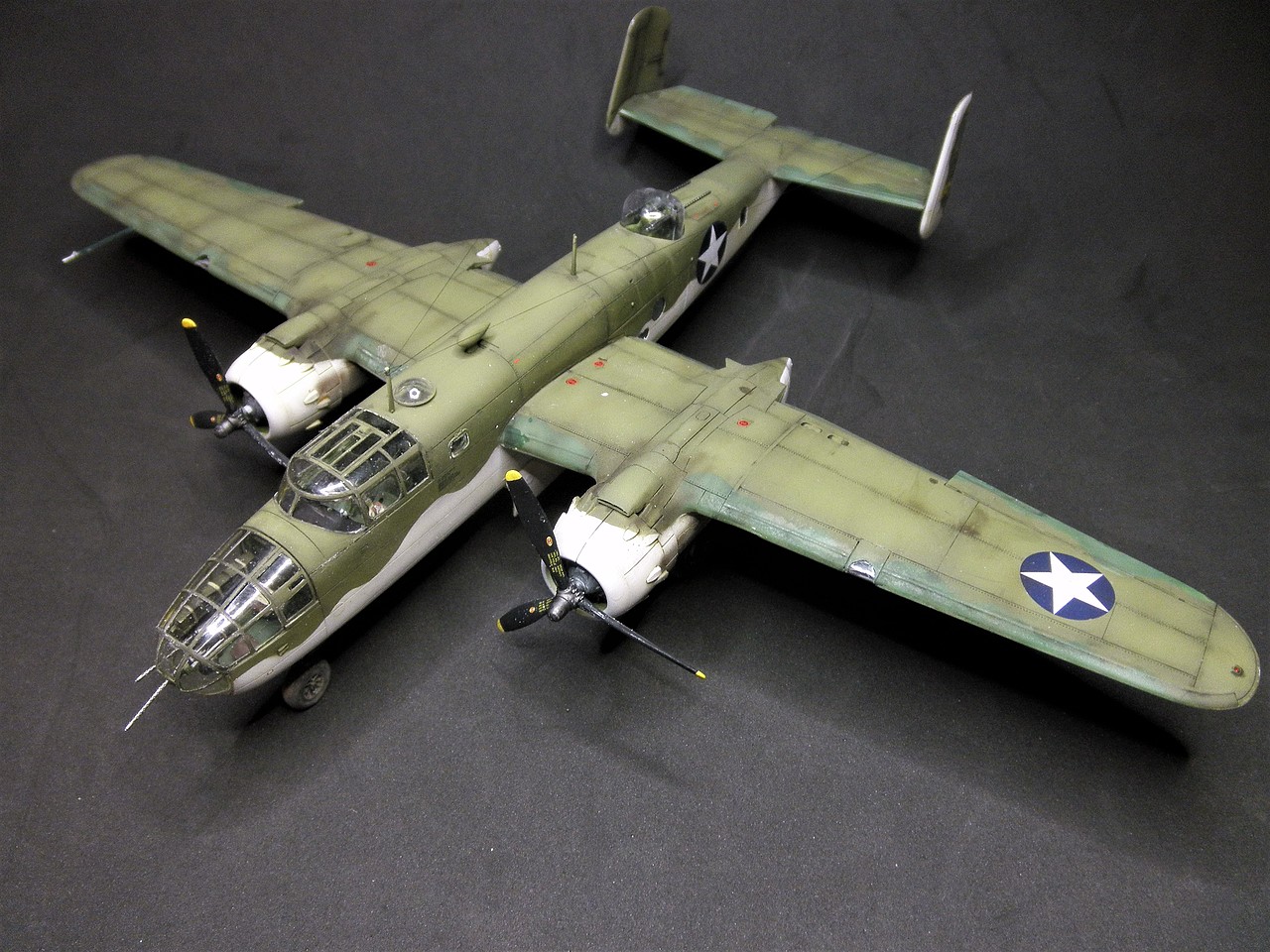 Unosetentaydos - North American B-25 C/D Mitchell (Airfix 1/72 ...