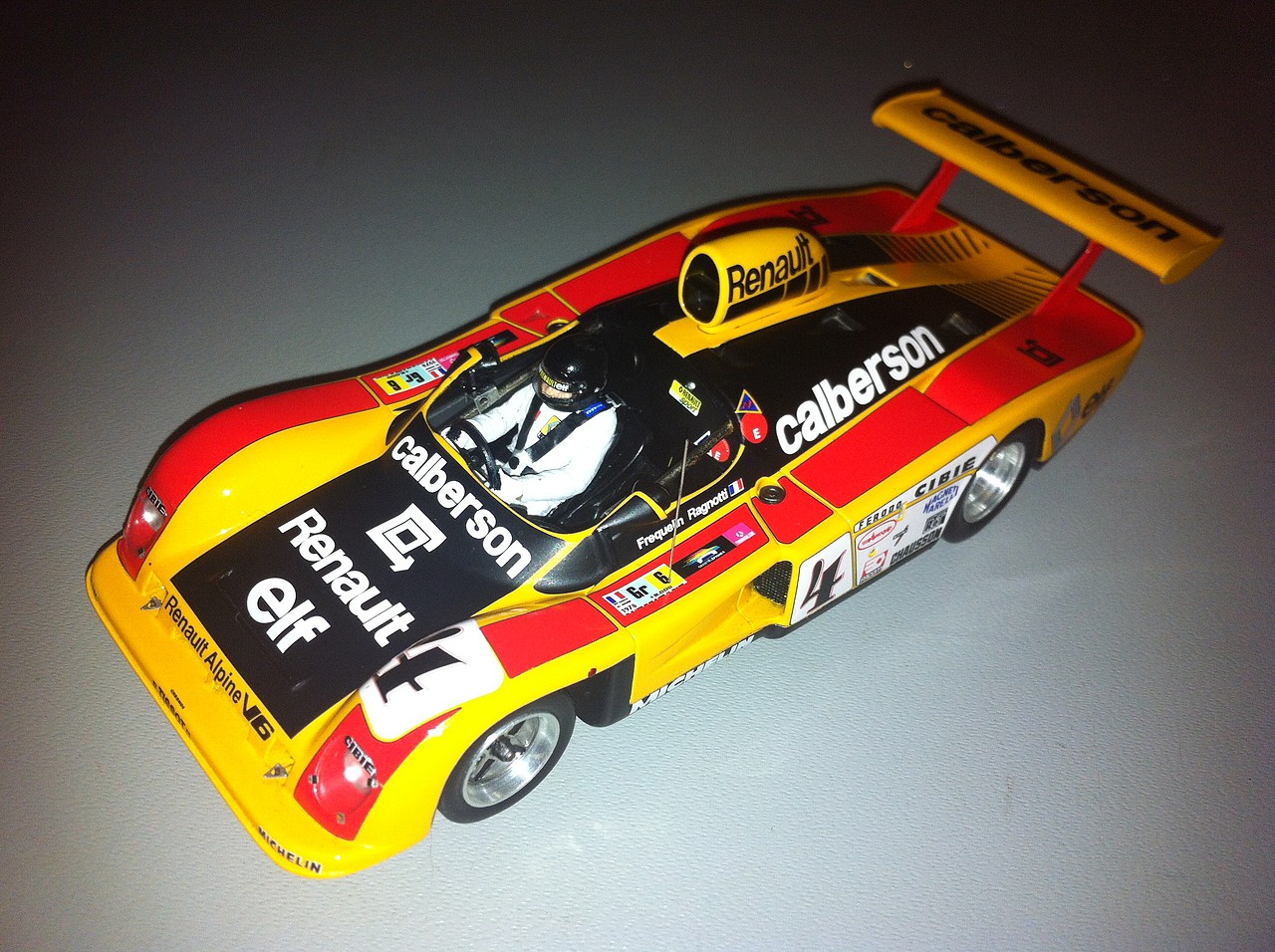 LE MANS miniatures Renault-Alpine A442 n°16 - Slot Car-Union