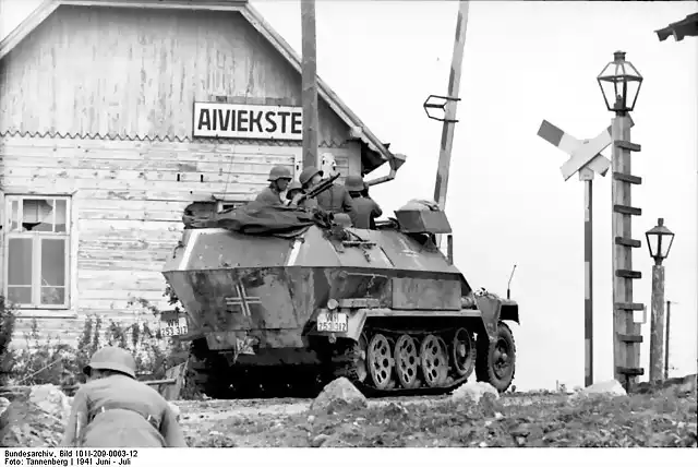 Aiviekstes, Latvia, Jun 1941