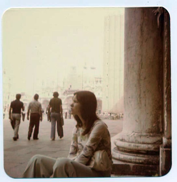 Rosa, en Roma (1975)