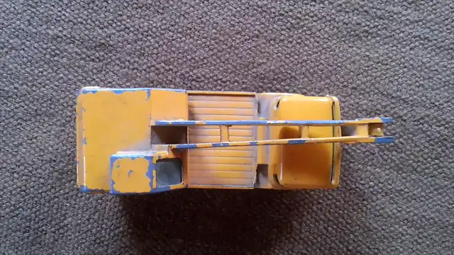 MATCHBOX 63 Dodge Crane Truck (4)