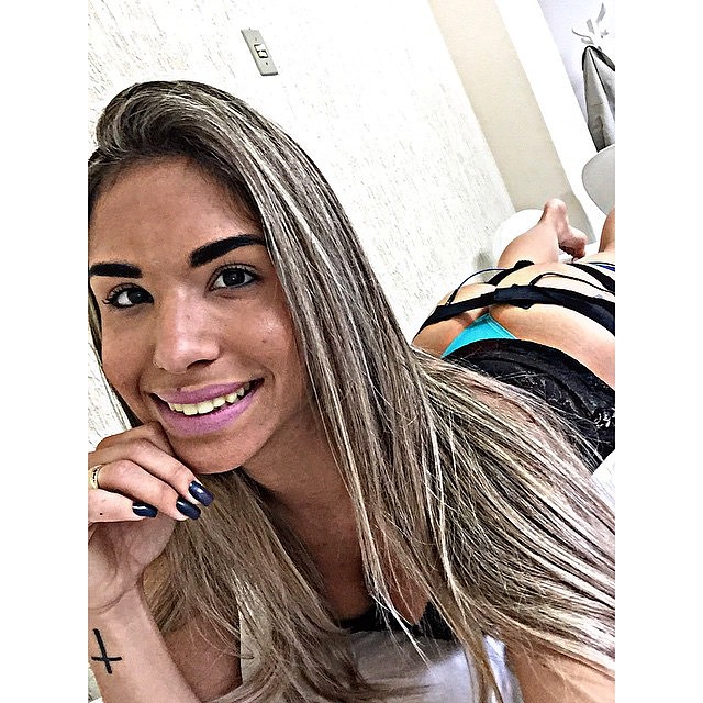 fernandaa_pedrosa_2015-06-30_14-00-46 fernandaa_pedrosa_2015-06-30_14-00-46