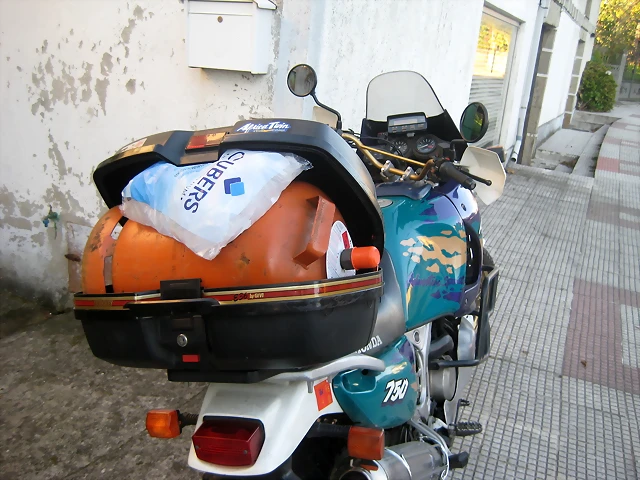 Bombona
