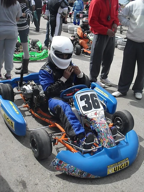 556821_353124024798223_1529487730_n