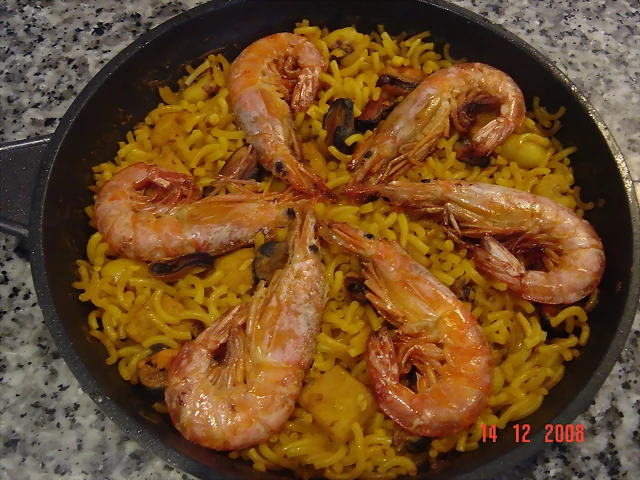 Fideua