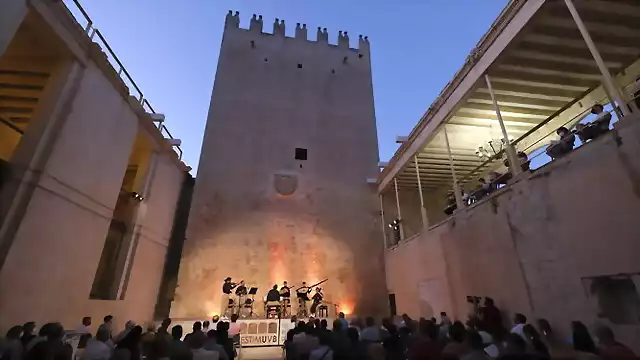 castillo-Velez-Blanco-escenarios-festival_1704140200_162944764_667x375