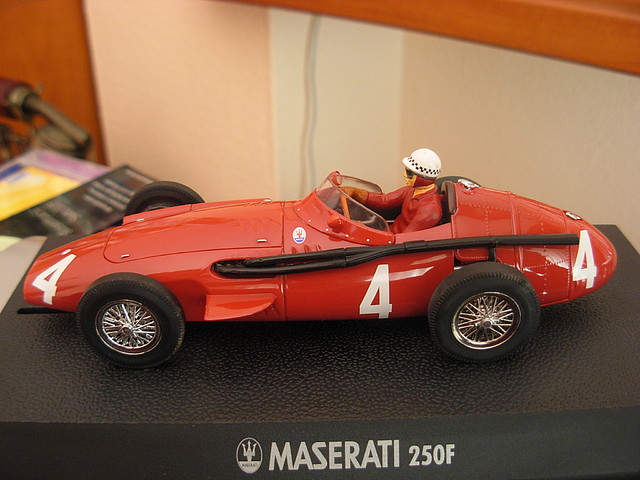 02 MASERATI 250F