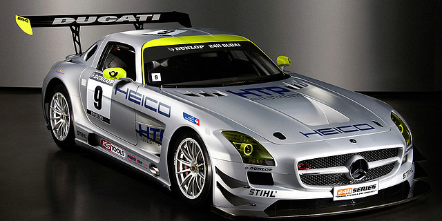 Mercedes SLS AMG GT4 - 01