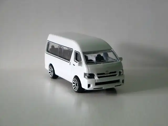 2014 Toyota Hiace (3) (Copiar)