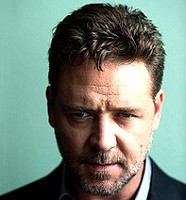 Russell-Crowe-by-Greg-Williams-002