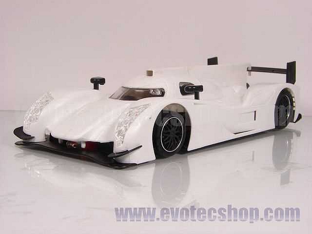 nsr1096il_audi_r18_lms_kit_blanco_1