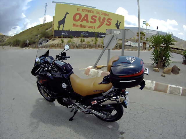 OASIS MINIHOLLYWOOD OASIS MINIHOLLYWOOD