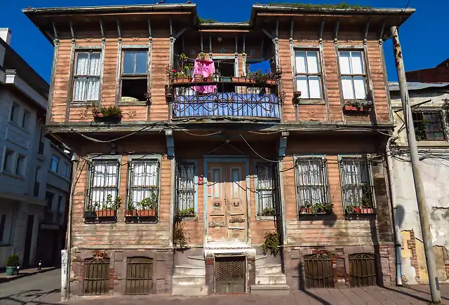 old-house-istanbul