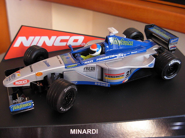 06 MINARDI M01