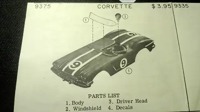 strombecker '62 vette C1 convertible (1)