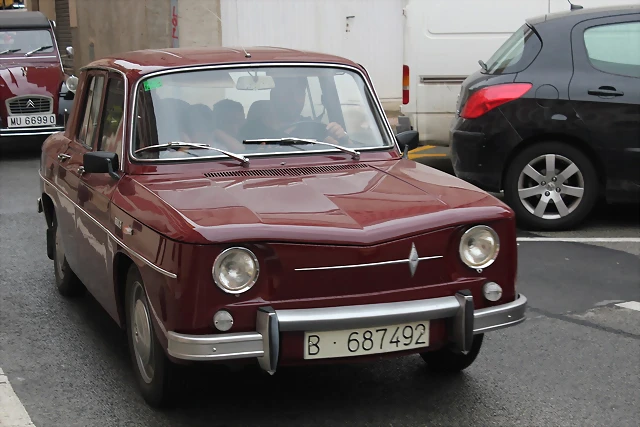 6-9-2015. Renault 8 6-9-2015. Renault 8
