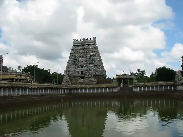 kapaleeshwarar Templo