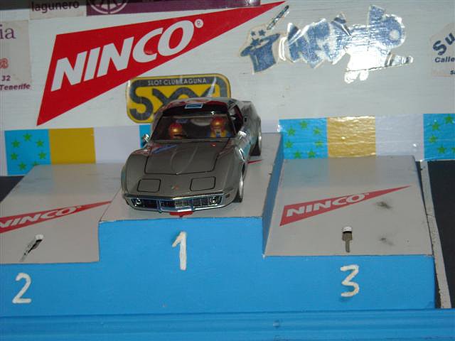 Podium C2 (Small) Podium C2 (Small)