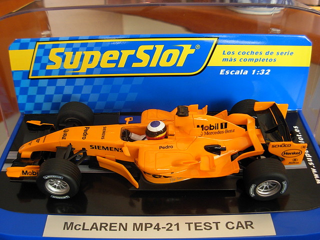 28 McLAREN MP4-21 TEST CAR