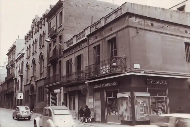 Barcelona c. Gran de Gr?cia Escola Vedruna 1965