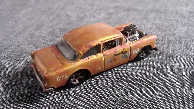 Bel Air 55 Gasser HW restaurado a rat rod (5)