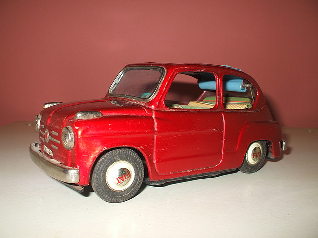 Bandai Fiat 600