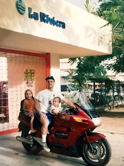 ST1100&Kids ST1100&Kids