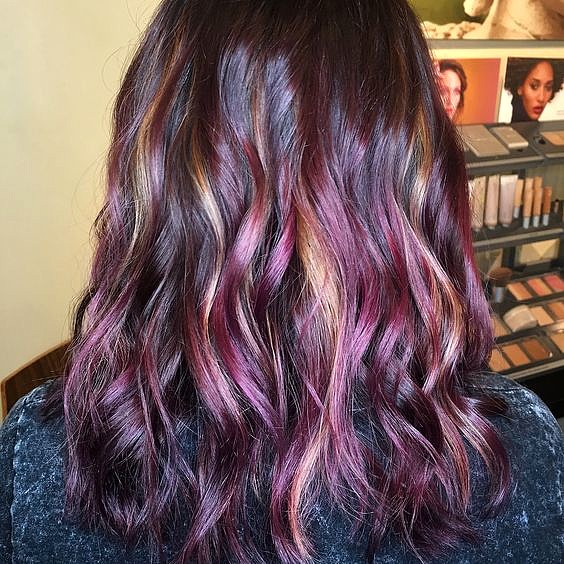 Tendencia y Estilo Peanut butter & jelly, un pelo de Mermelada con Cacahuete Balayage Tendencia y Estilo Peanut butter & jelly, un pelo de Mermelada con Cacahuete Balayage