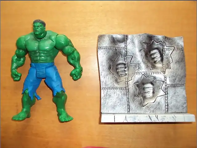 Hulk puetazos