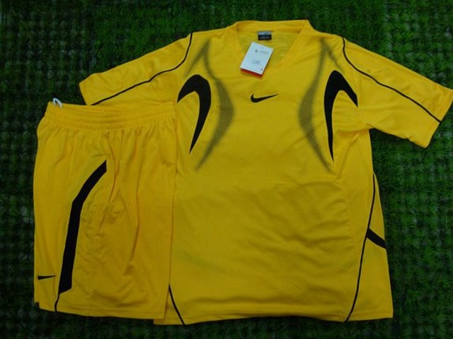 Kit Nike