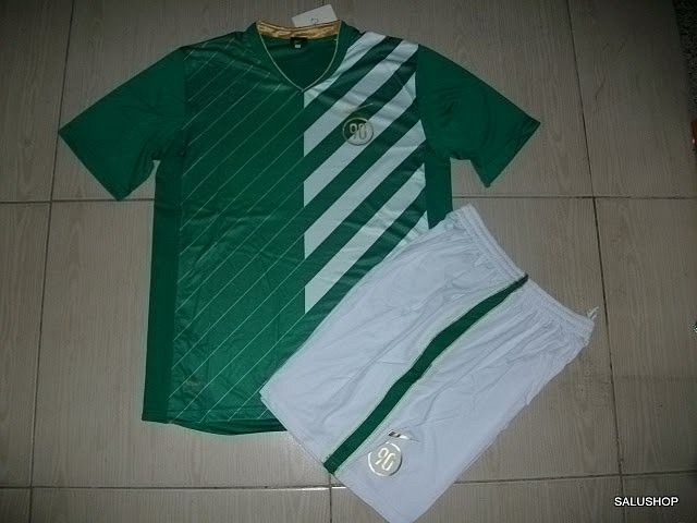 Kit Nike