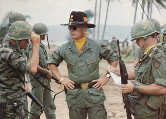Apocalypse Now de Francis Ford Coppola. En la imagen Martin Sheen y Robert Duvall.
