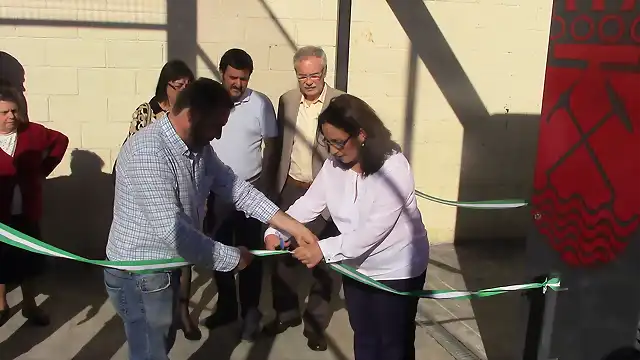 Inauguracion piscina y pdel-M.de Riotinto-Fot.J.Ch.Q.-30.03.2015.jpg (16)