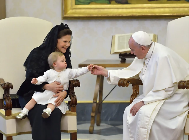 visita Papa reina suecia