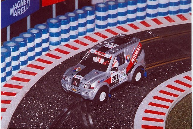 raid-2002-master-201-mitsubishi pajero