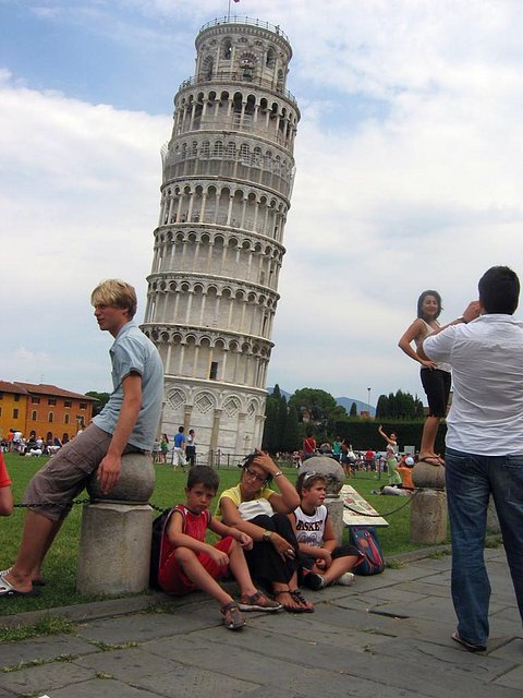 La torre de Pisa i l'aburriment del personal