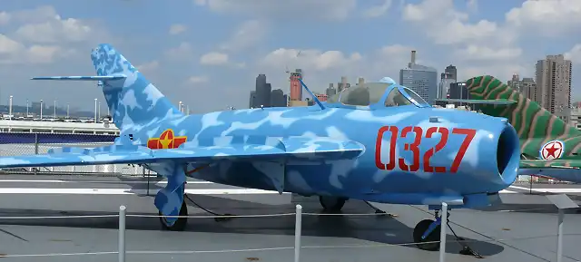 Caza Mikoyan-Gurevich MiG-17