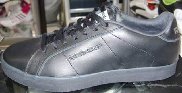 REEBOK 18 $130.000