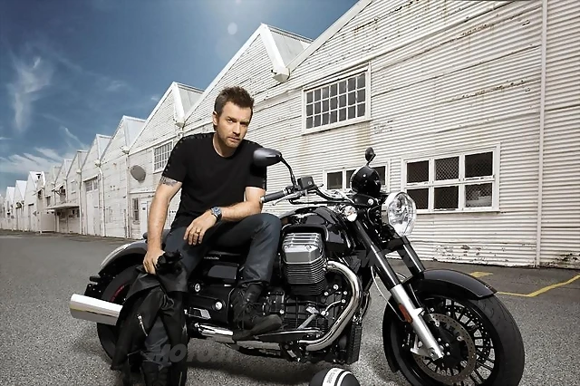 moto-guzzi-mcgregor-00m