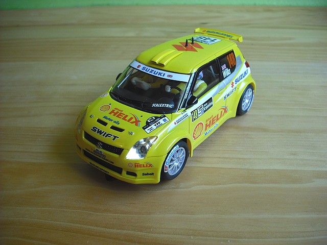 Suzuki Swift (1)