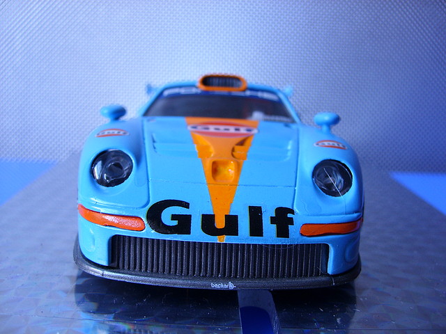 PORSCHE GT1 GULF 002