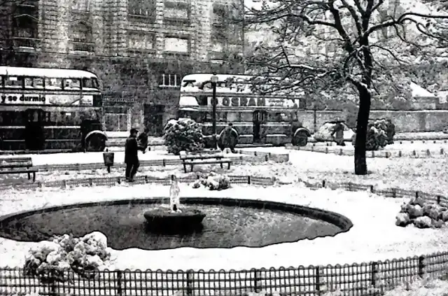 Barcelona nevada 1962 Pl. Gal.la Placidia