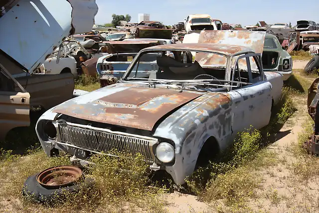 001-Junkyard-Ford-Falcon