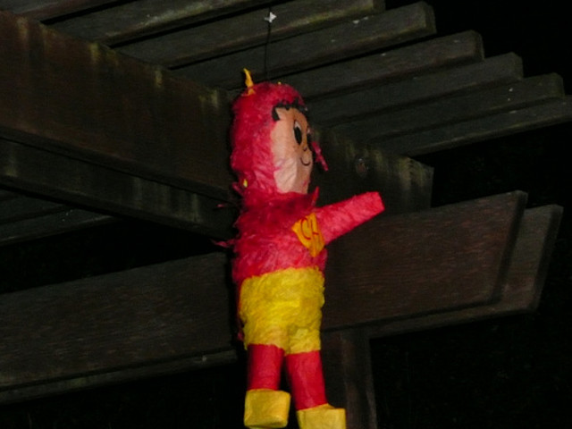 piñata chapulin