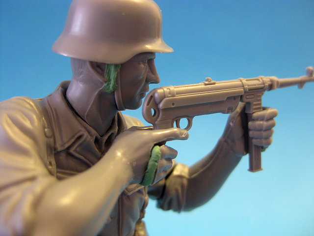 German Elite Infantryman 1/16