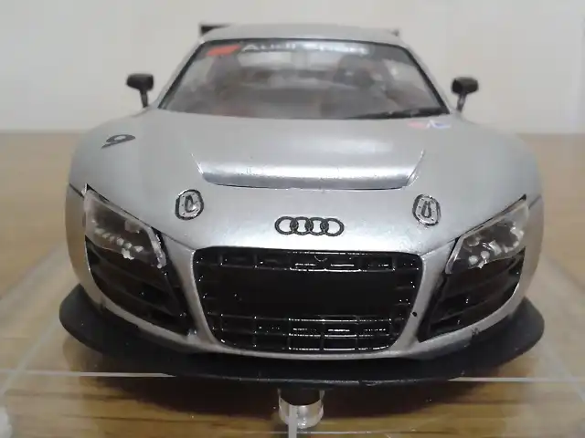 Audi R8 001